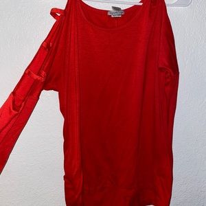 Cute strapy long sleeved top